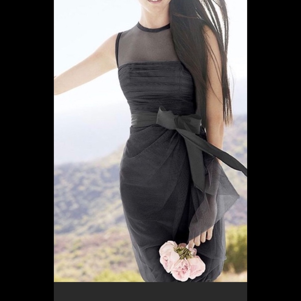 Vera Wang.... classy cocktail dresss